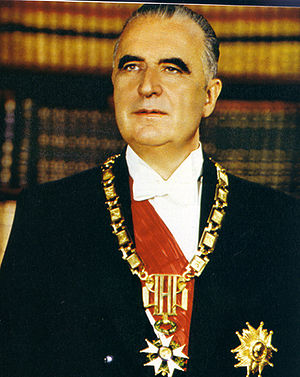 Pompidou portrait officiel.jpg